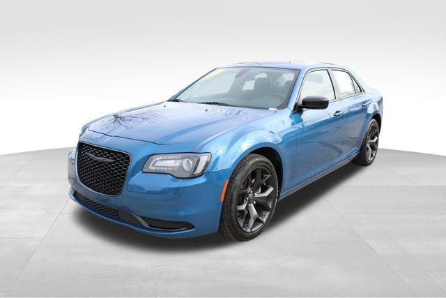 used 2022 Chrysler 300 car, priced at $19,998