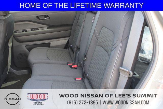 new 2025 Nissan Pathfinder car, priced at $37,727