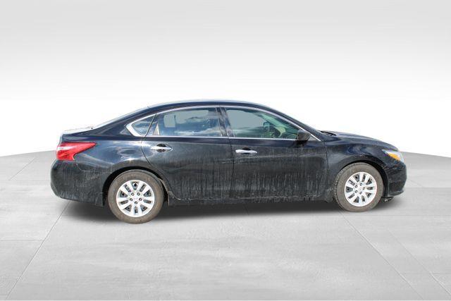 used 2016 Nissan Altima car, priced at $8,726