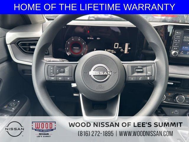 new 2025 Nissan Kicks car, priced at $23,718