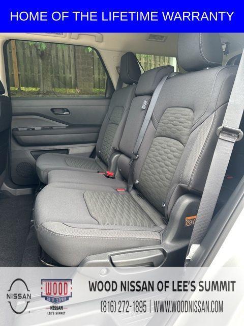 new 2025 Nissan Pathfinder car, priced at $40,491