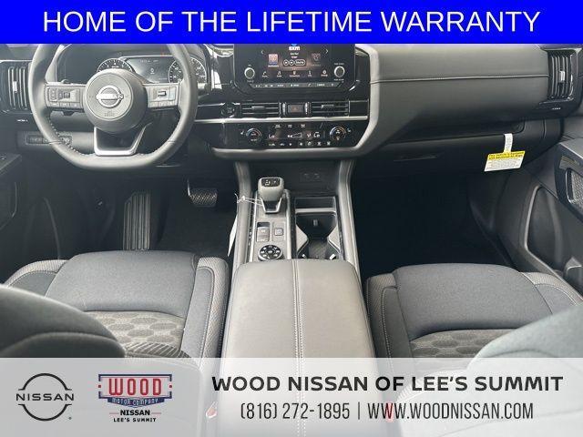 new 2025 Nissan Pathfinder car, priced at $40,491