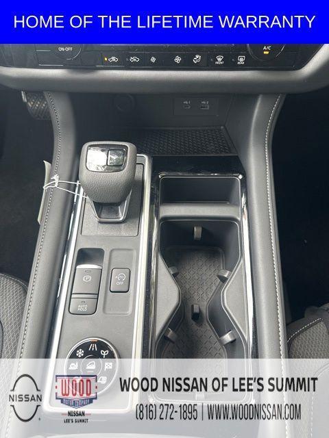 new 2025 Nissan Pathfinder car, priced at $40,491