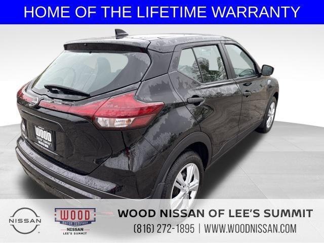 new 2025 Nissan Kicks car, priced at $23,915