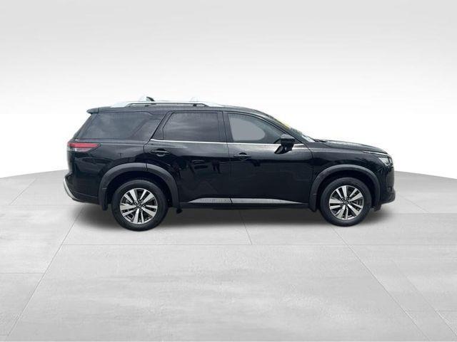 used 2022 Nissan Pathfinder car, priced at $24,149