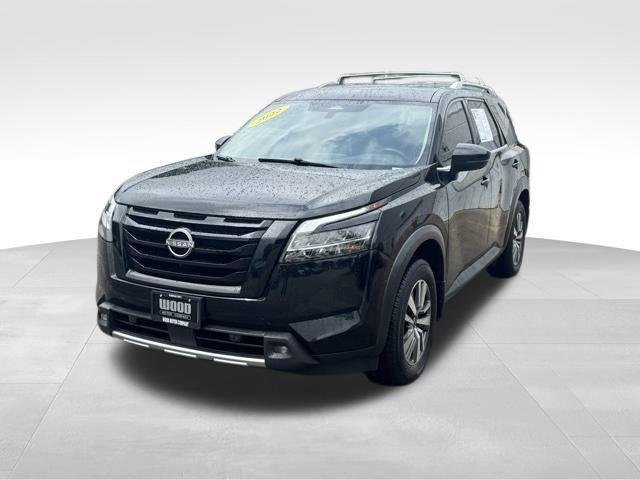 used 2022 Nissan Pathfinder car, priced at $24,149
