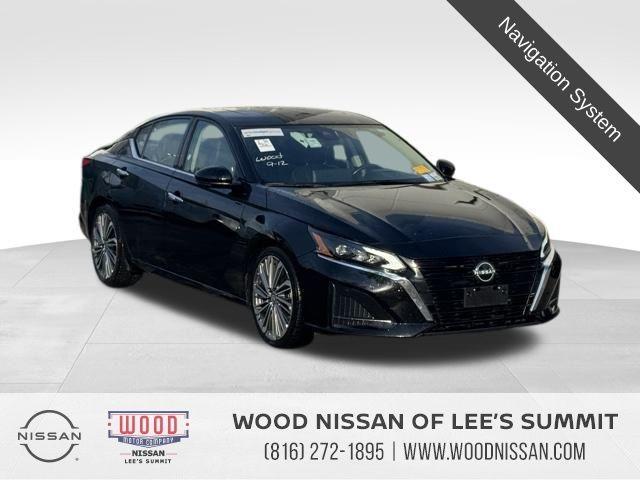 used 2023 Nissan Altima car, priced at $22,123
