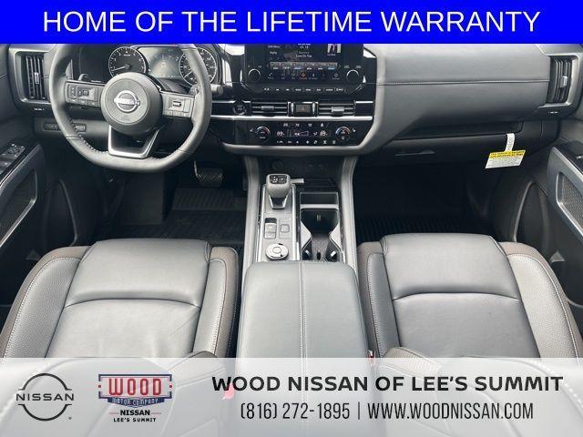new 2025 Nissan Pathfinder car, priced at $43,039