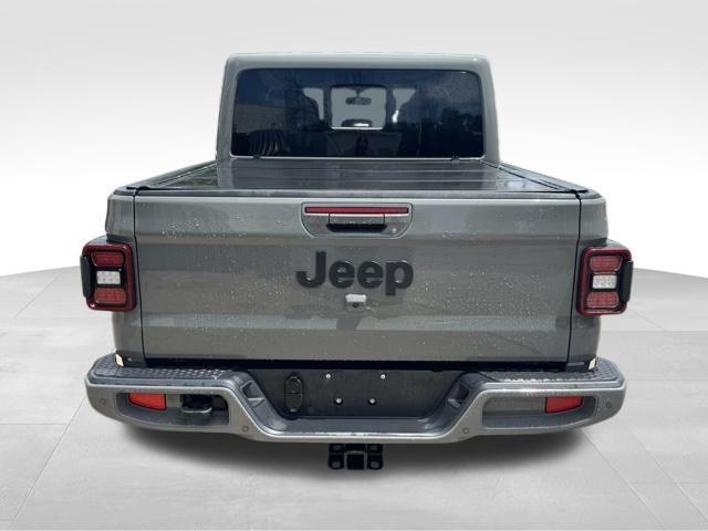 used 2023 Jeep Gladiator car, priced at $35,628