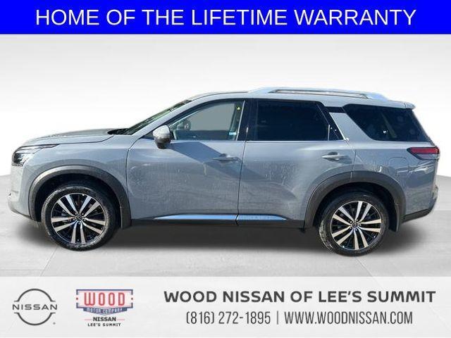 new 2025 Nissan Pathfinder car, priced at $49,702