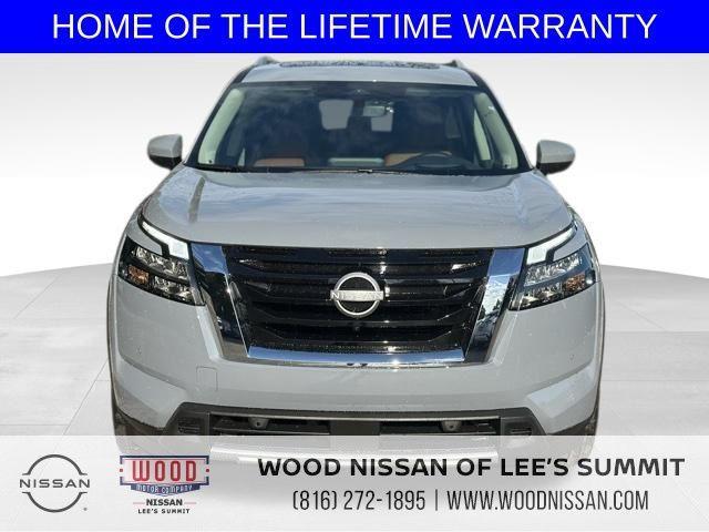 new 2025 Nissan Pathfinder car, priced at $49,702