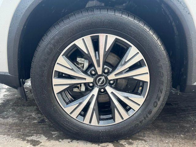 used 2023 Nissan Rogue car, priced at $19,999
