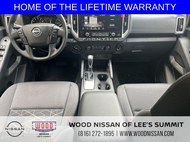new 2025 Nissan Frontier car, priced at $35,959