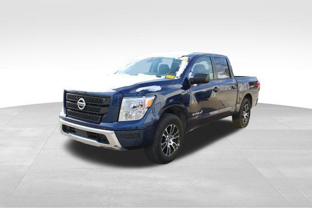 used 2022 Nissan Titan car, priced at $26,120