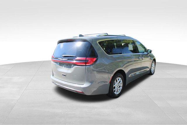 used 2021 Chrysler Pacifica car, priced at $23,425