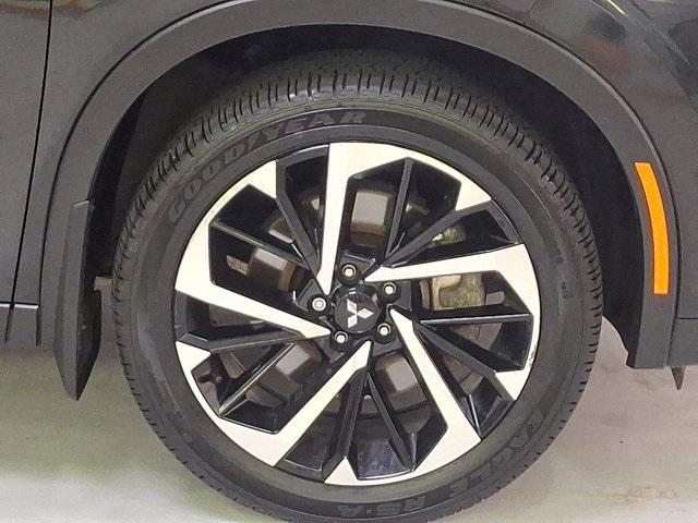 used 2022 Mitsubishi Outlander car, priced at $20,900