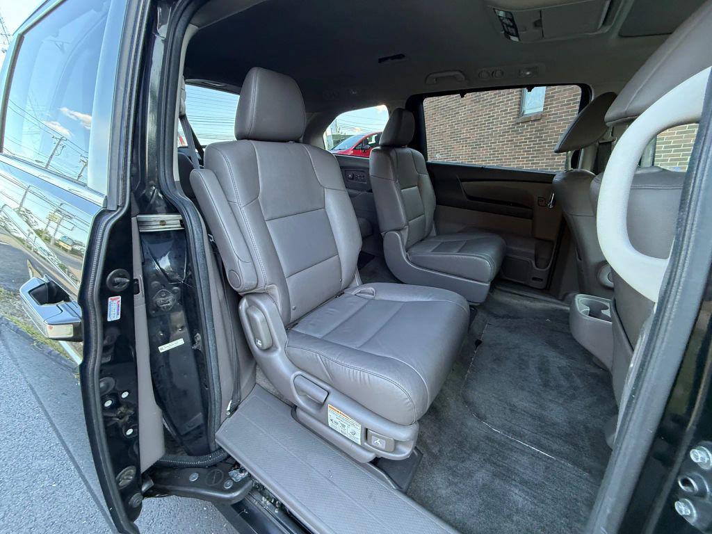 used 2016 Honda Odyssey car, priced at $9,990