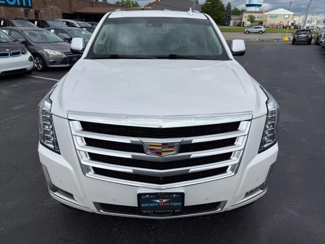 used 2018 Cadillac Escalade ESV car, priced at $25,995