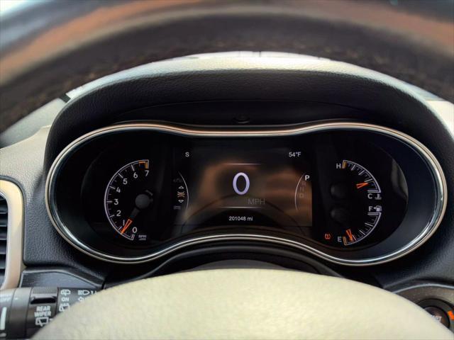 used 2016 Jeep Grand Cherokee car, priced at $8,888