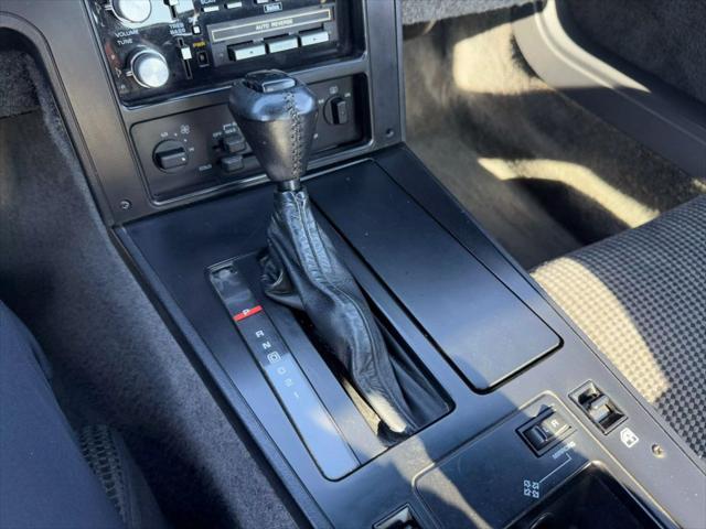 used 1986 Chevrolet Corvette car, priced at $10,995