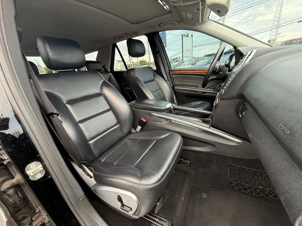 used 2011 Mercedes-Benz M-Class car, priced at $7,990