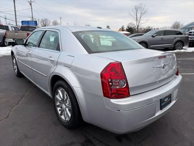 used 2009 Chrysler 300 car, priced at $5,995