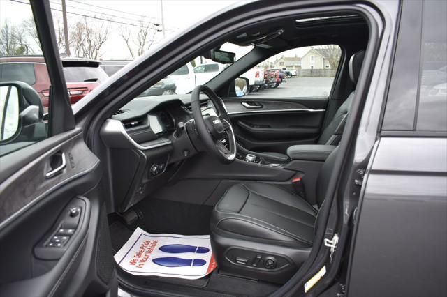 new 2024 Jeep Grand Cherokee L car, priced at $55,220