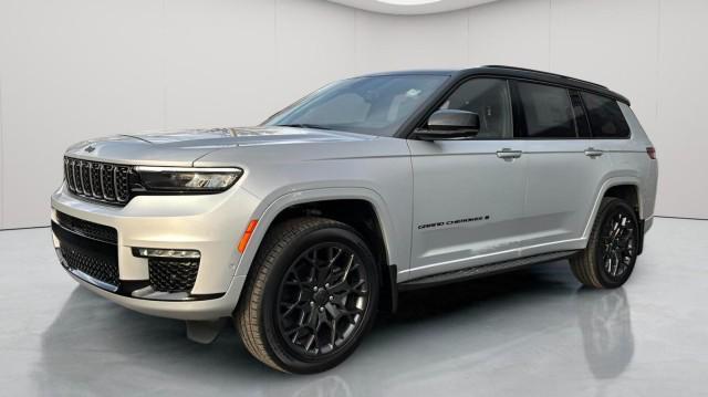 new 2025 Jeep Grand Cherokee L car, priced at $76,884