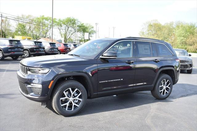 new 2024 Jeep Grand Cherokee car, priced at $53,374