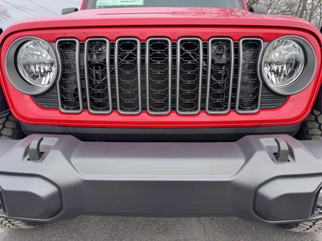 new 2025 Jeep Gladiator car, priced at $45,235