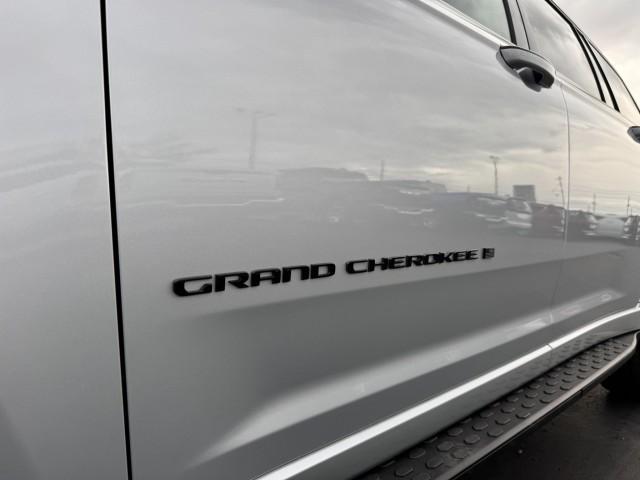 new 2025 Jeep Grand Cherokee L car, priced at $72,804