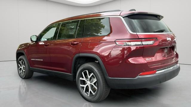 new 2024 Jeep Grand Cherokee L car, priced at $47,369