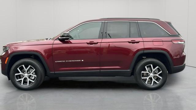 new 2025 Jeep Grand Cherokee car, priced at $47,295