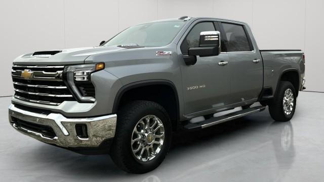 used 2024 Chevrolet Silverado 3500 car, priced at $71,993