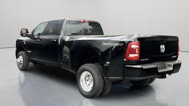 new 2024 Ram 3500 car, priced at $64,902