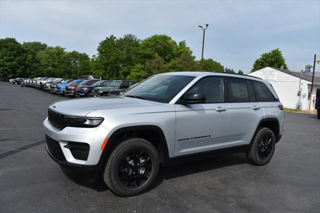 new 2024 Jeep Grand Cherokee car, priced at $44,307