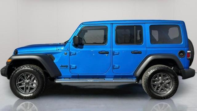 new 2025 Jeep Wrangler car, priced at $49,778