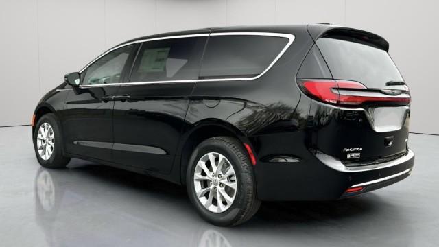 new 2025 Chrysler Pacifica car, priced at $44,140