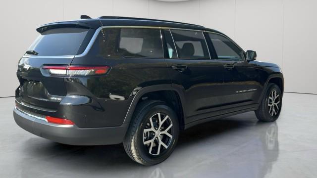 new 2025 Jeep Grand Cherokee L car, priced at $51,070