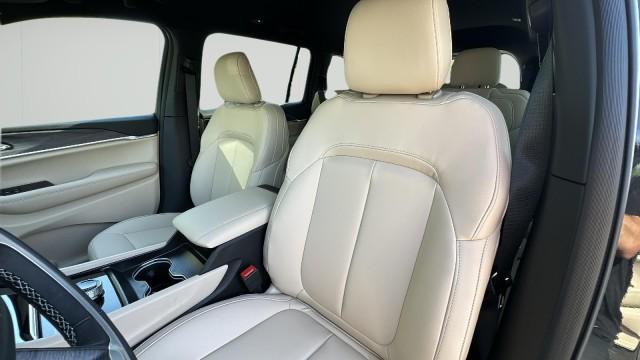 new 2025 Jeep Grand Cherokee L car, priced at $51,070