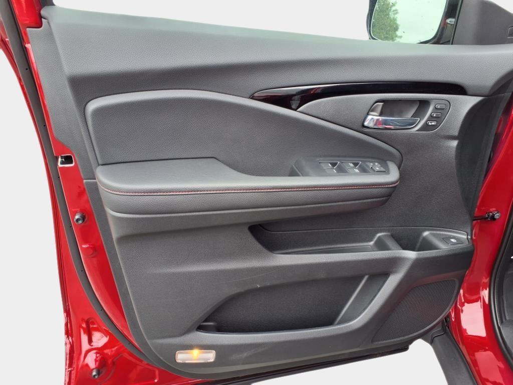 new 2025 Honda Ridgeline car, priced at $44,818