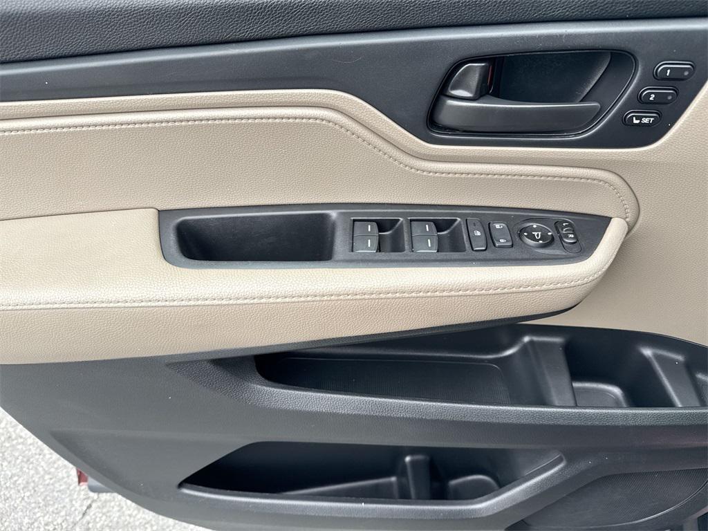 used 2019 Honda Odyssey car, priced at $25,184