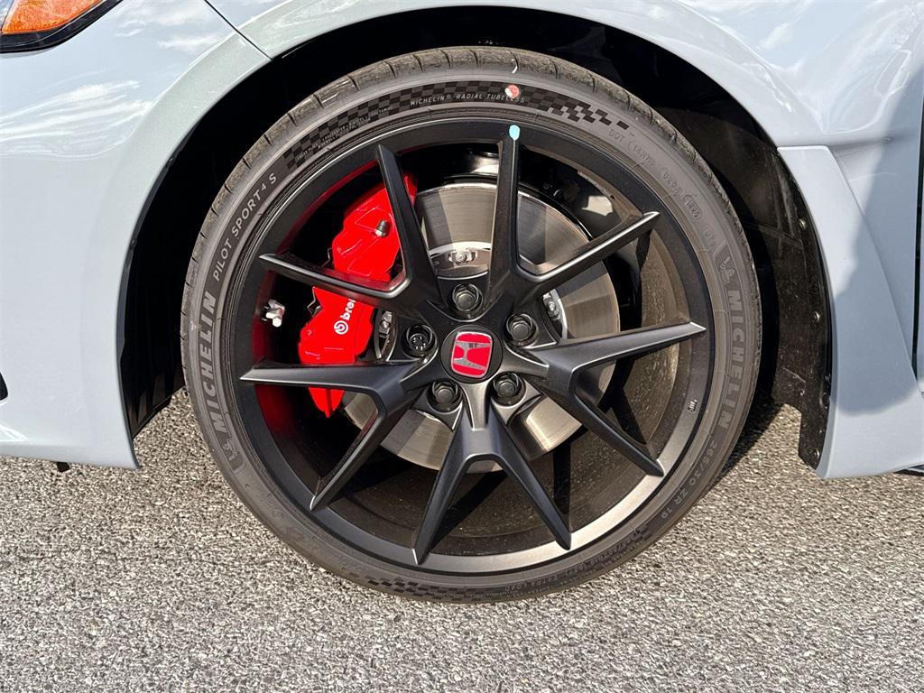 new 2025 Honda Civic Type R car
