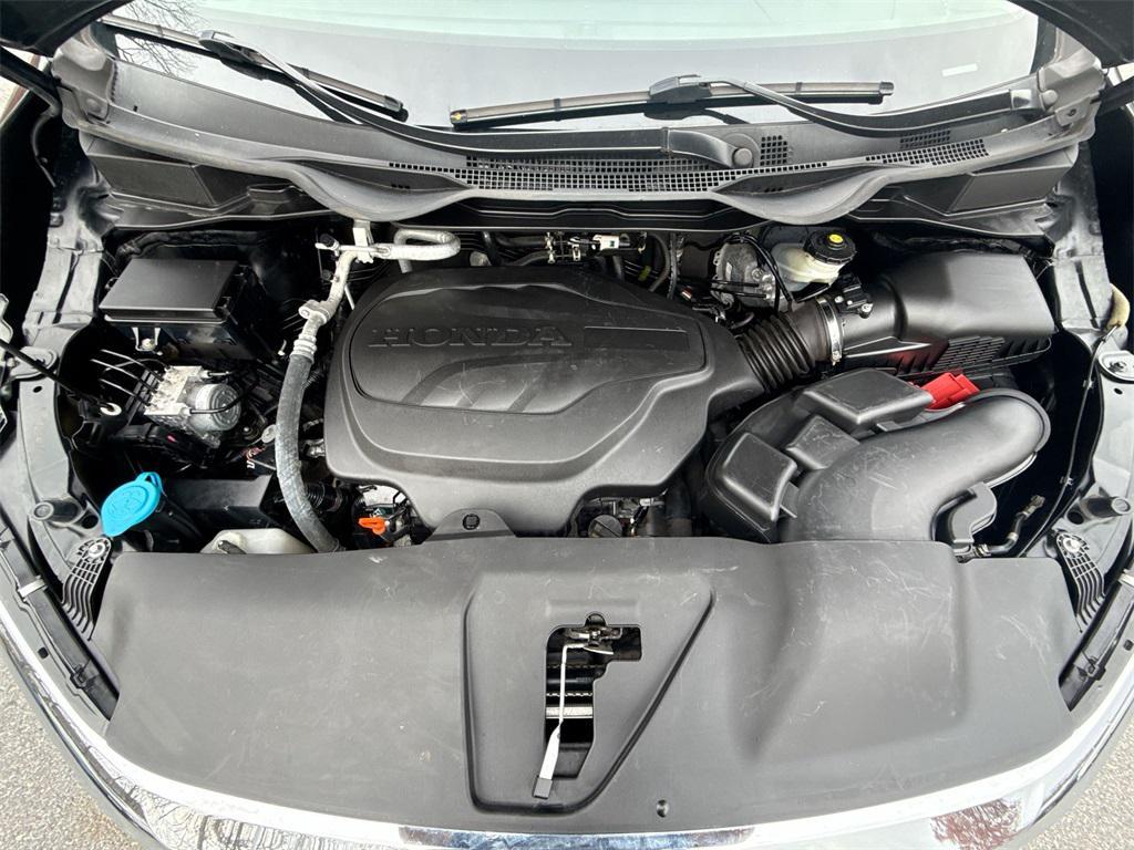used 2023 Honda Odyssey car, priced at $28,995