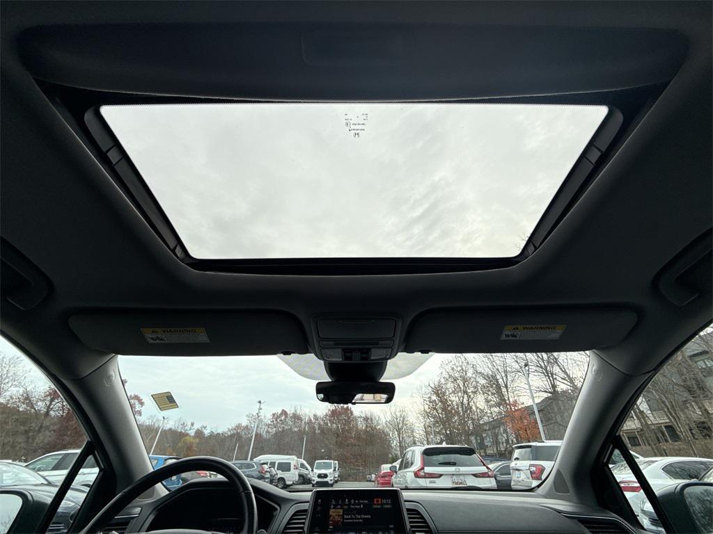 used 2023 Honda Odyssey car, priced at $28,995