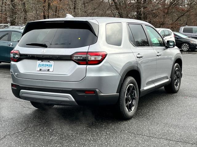 new 2025 Honda Pilot car, priced at $46,552