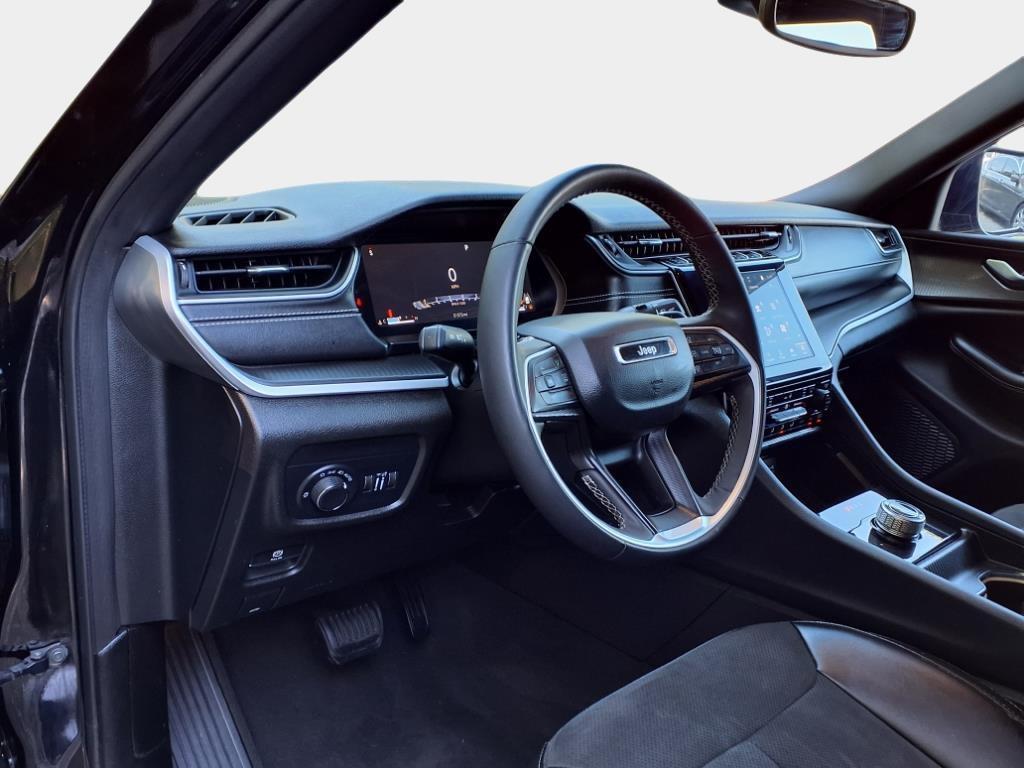 used 2024 Jeep Grand Cherokee L car, priced at $28,881