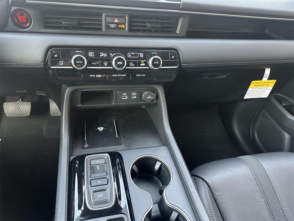 new 2025 Honda Pilot car, priced at $44,964