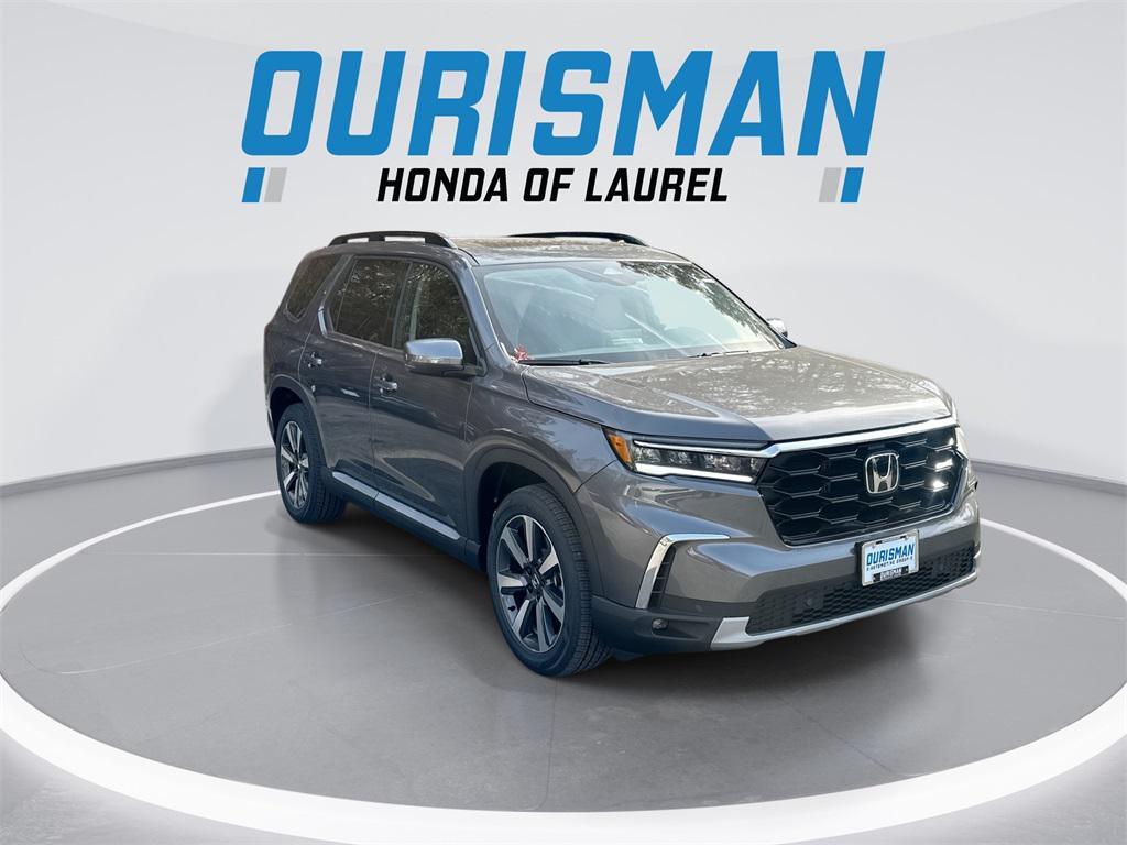 new 2025 Honda Pilot car, priced at $44,964