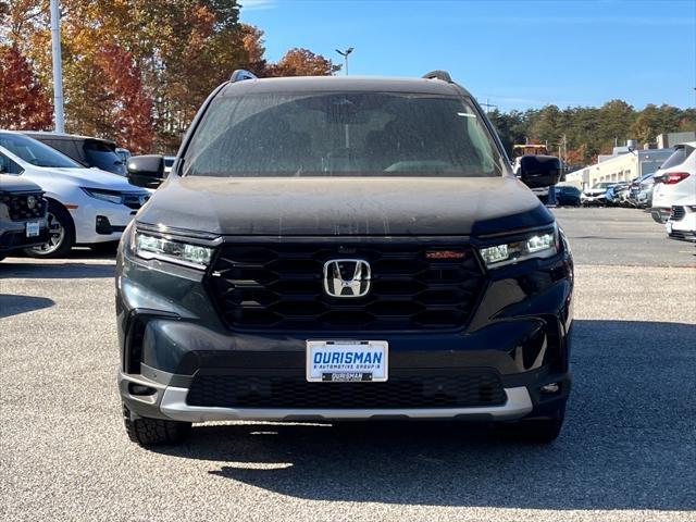 new 2025 Honda Pilot car, priced at $47,807